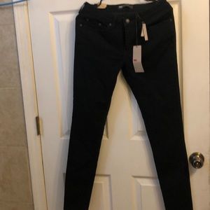 Black Levi’s 353 Legging size 11M/30 NWT